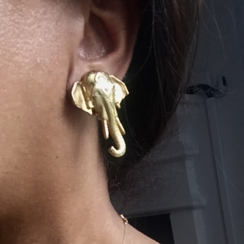 Golden elephant clip-on earrings - Picture 5 of 6